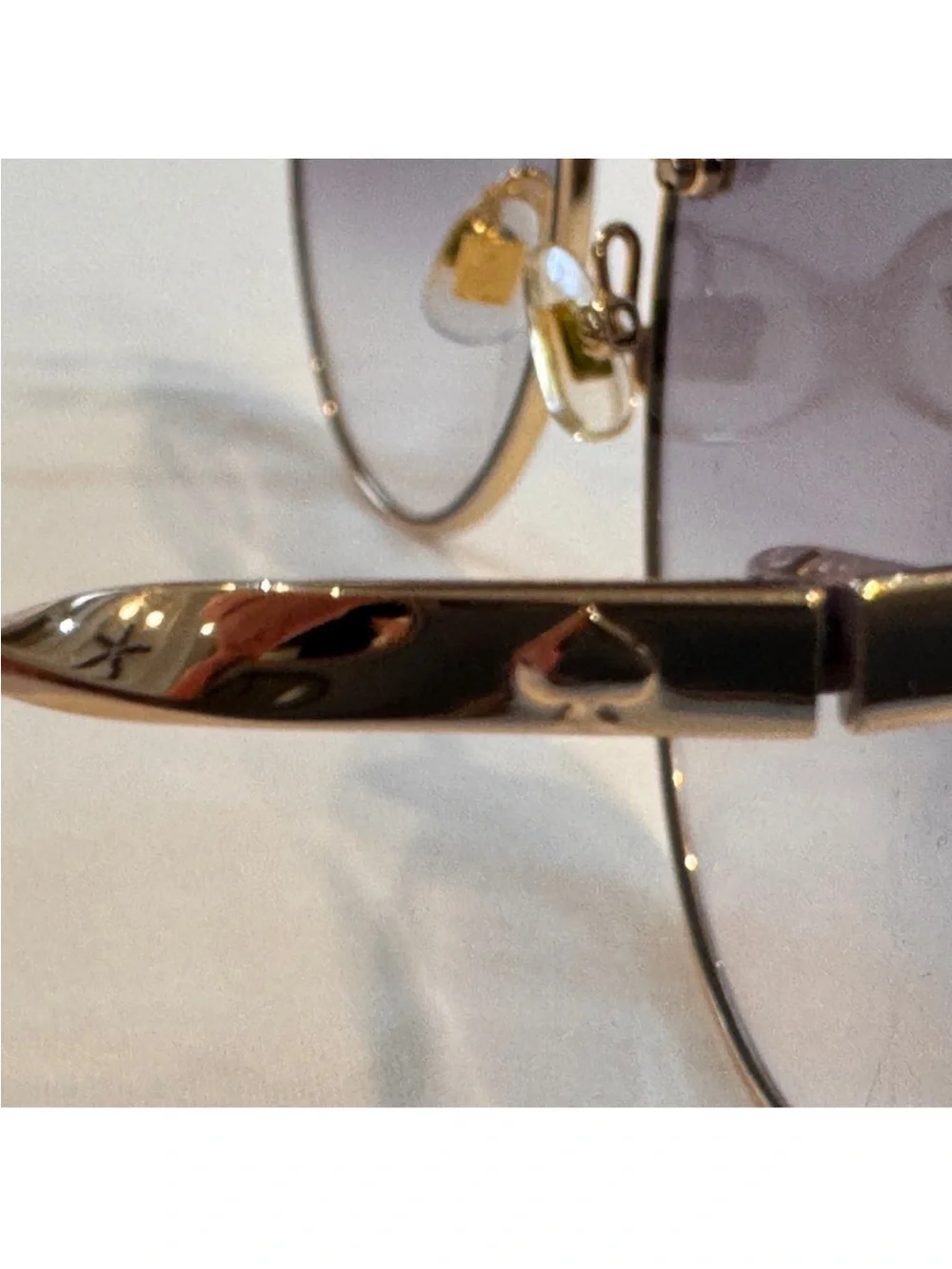 Kate Spade ABIA/F/S8079O Round Sunglasses Gold Glitter Frame Gray Gradient Lens.